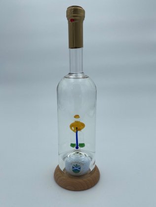 Grappa Golfer mit Ball Bosso Selezione Chardonnay 35cl. 35cl Fl.